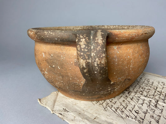17th century pot