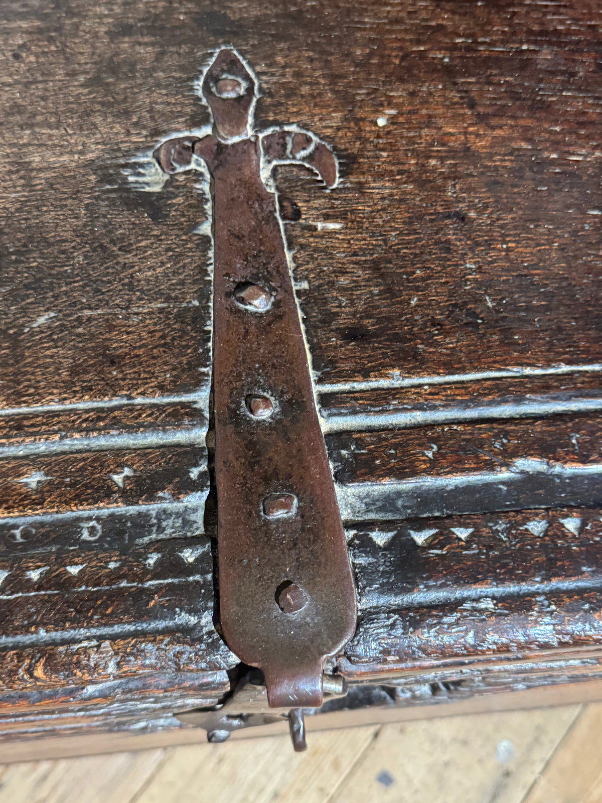 A substantial Elizabethan oak boarded chest by repute from Edinburgh Castle