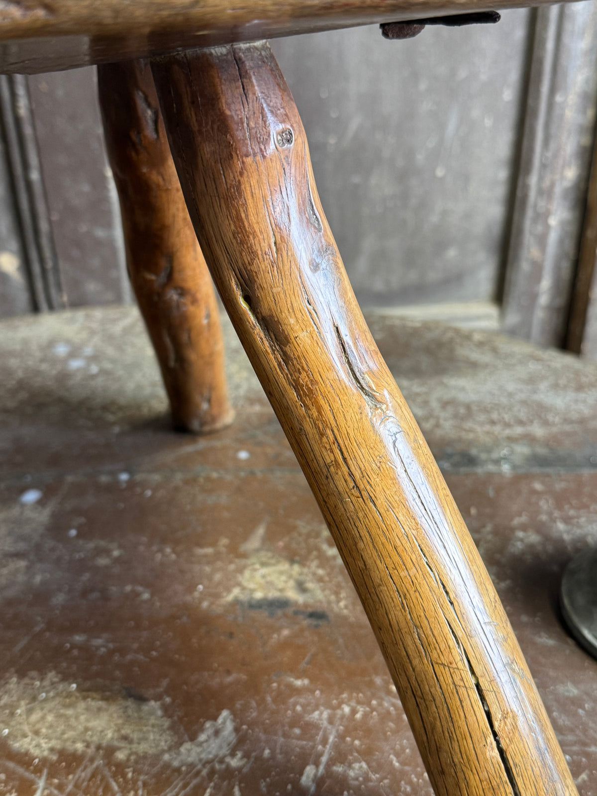 18th century vernacular oak stool with hedgerow splayed legs and blacksmith repairs c. 1790