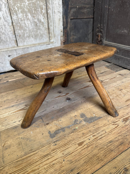 18th century vernacular oak stool with hedgerow splayed legs and blacksmith repairs c. 1790