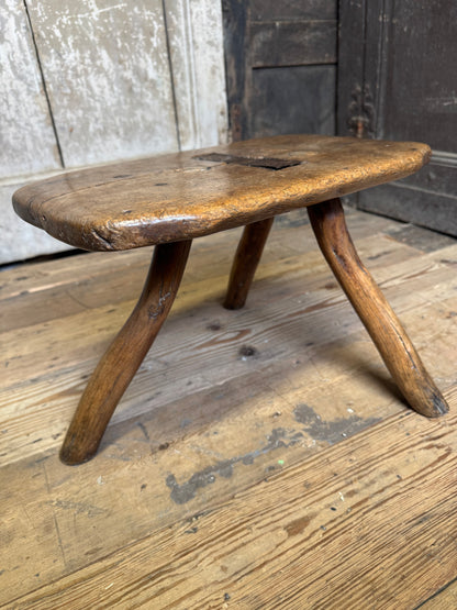 18th century vernacular oak stool with hedgerow splayed legs and blacksmith repairs c. 1790