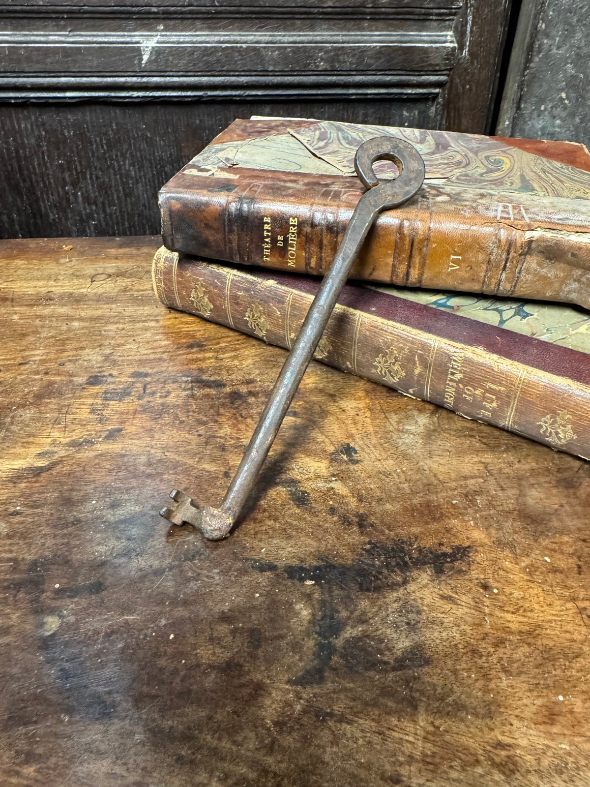 An 18th century skeleton key or lock pick