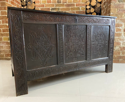 17th century joined oak chest, Exeter chest with Thomas Dennis connections