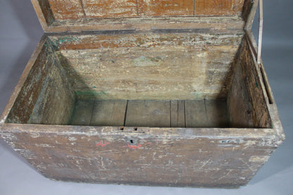19th century Royal Navy campaign chest