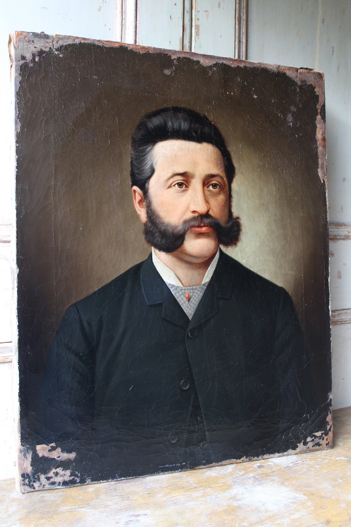 19th century portrait of a gentleman, French school
