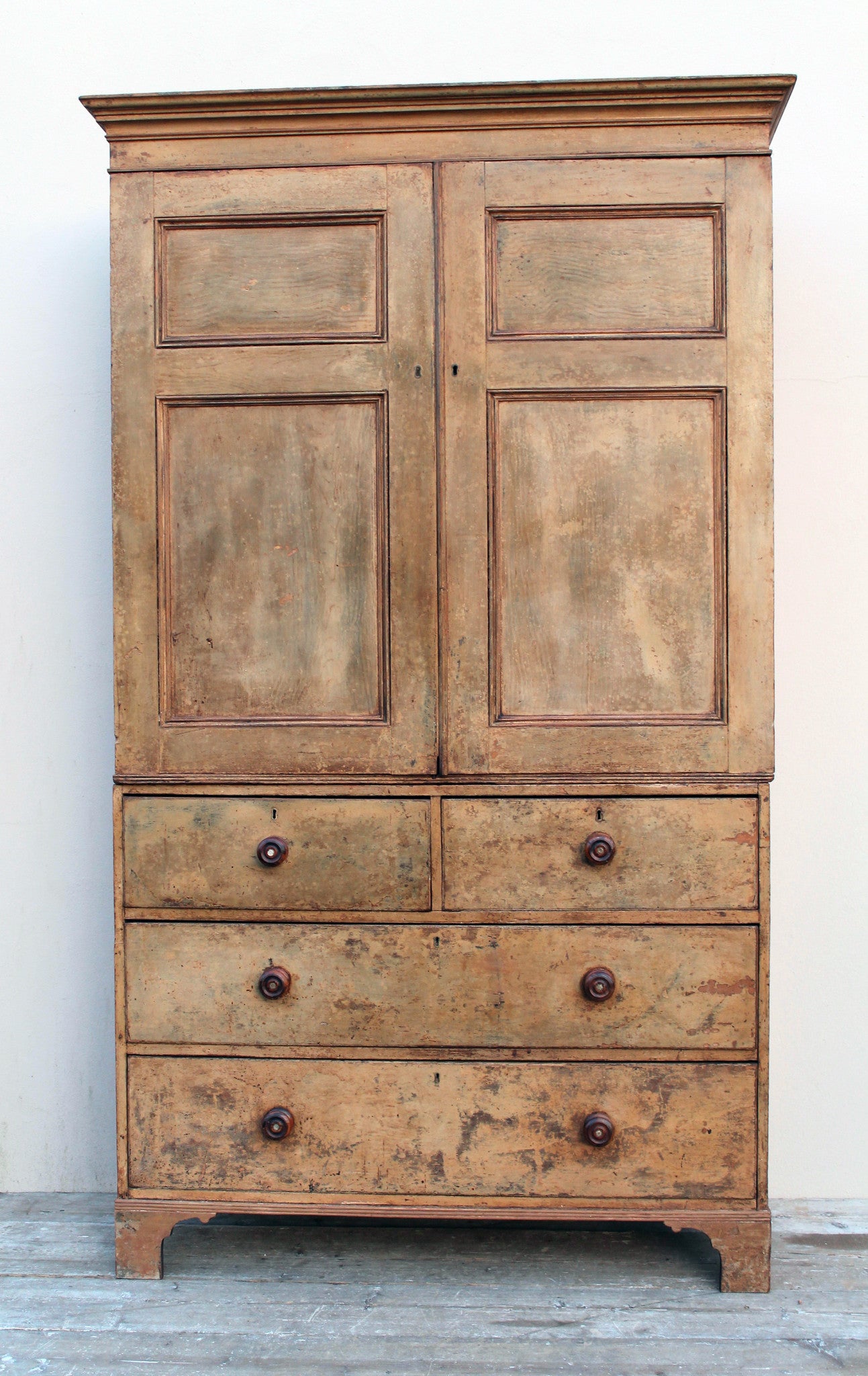 Large Regency linen press in original paint