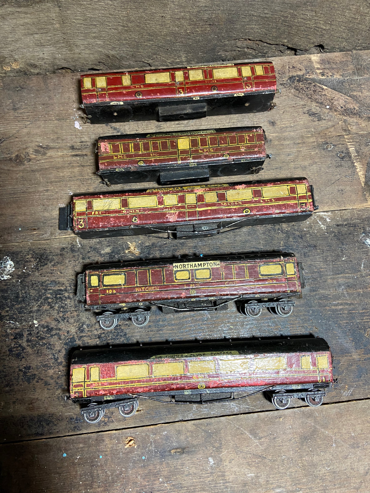 1920s scratch built model LMS train carriages