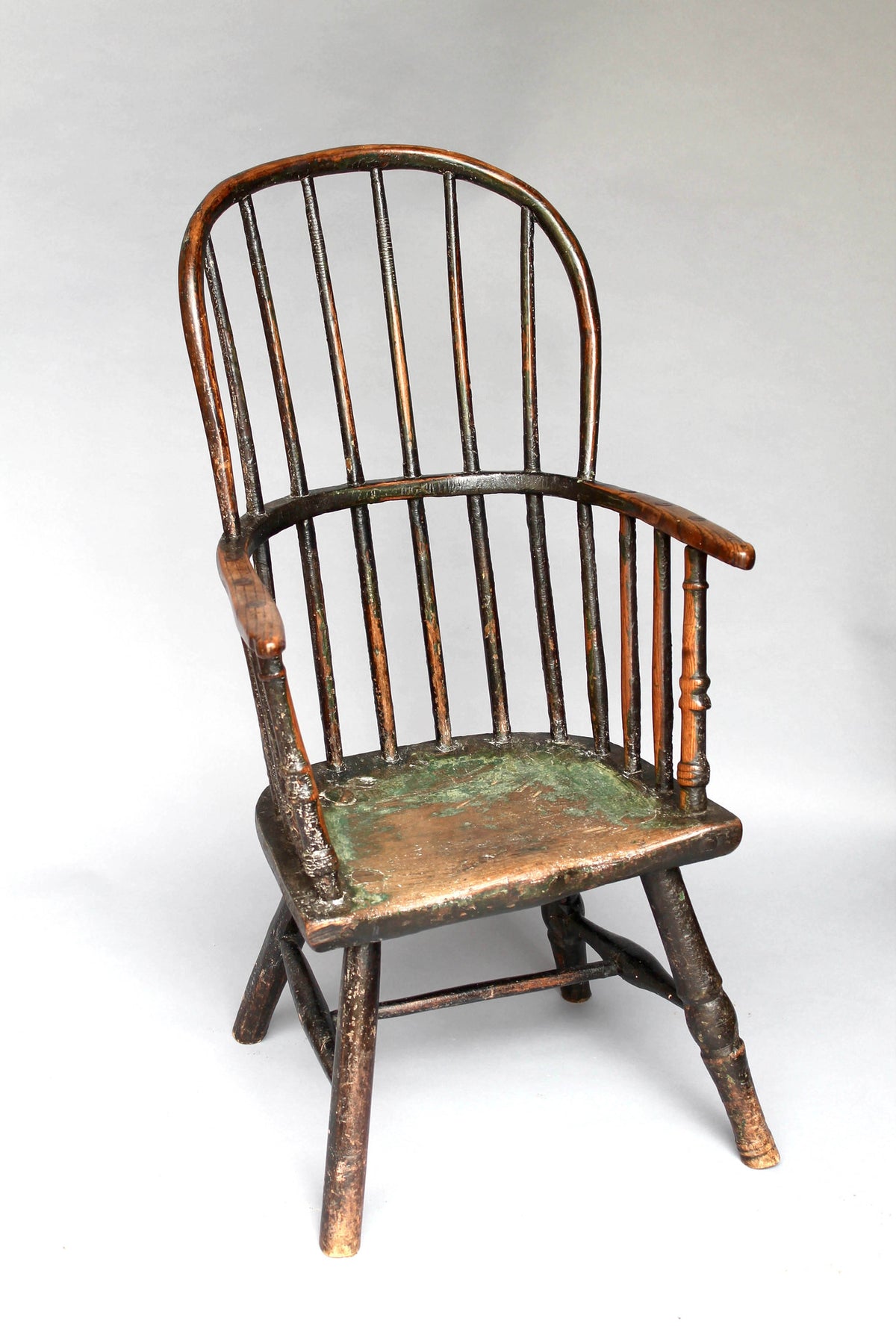 Early 19th century large West Country Windsor child's chair