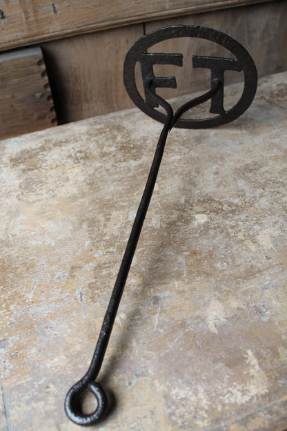 Large early 20th century branding iron initials "FT"