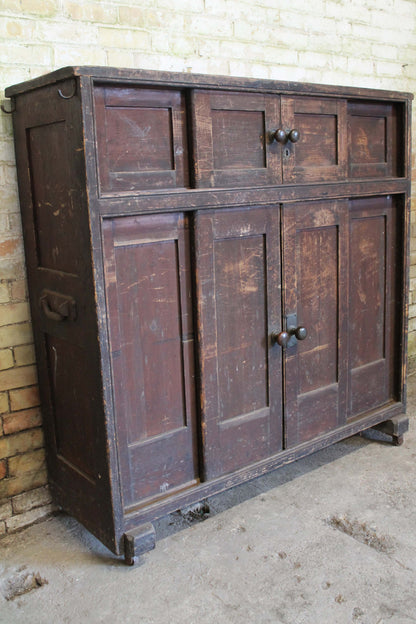 Large Georgian huffer cupboard from a country house