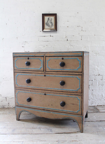 Regency chest of drawers in original paint c. 1825