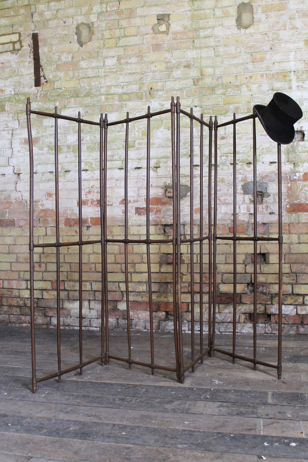 Early 20th century country house room divider or screen